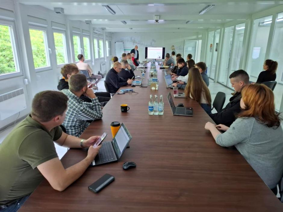 Szkolenie prewencyjne na budowie tunelu kolejowego Mordarka-Męcina